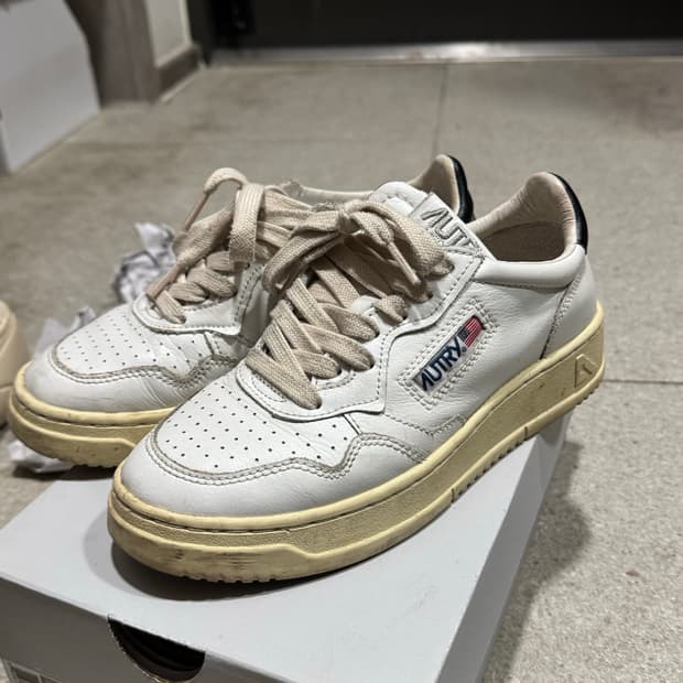 오트리 스니커즈