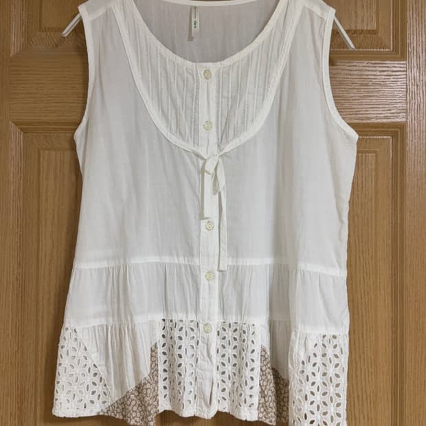 빈티지 모리걸 레이스 디테일 슬리브리스