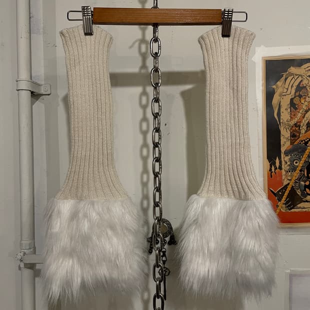 화이트 퍼 핸드/레그 워머 페어리 모리 갸루