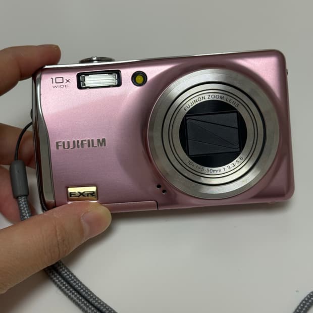 후지필름 파인픽스 f70exr