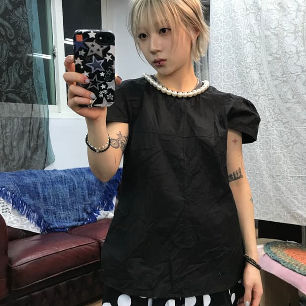 빈티지 여성 진주 디테일 반팔 셔츠 