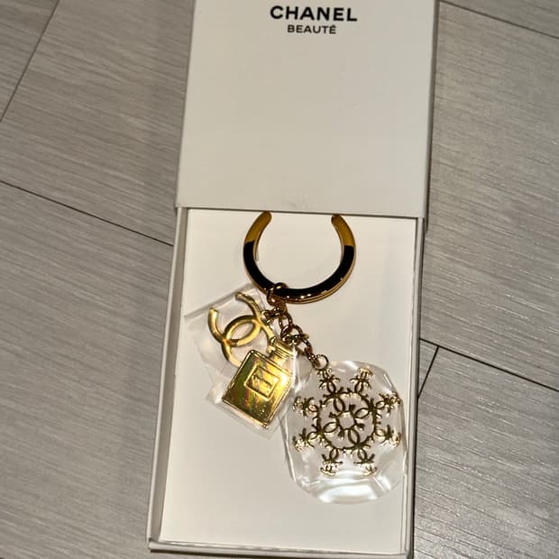 샤넬뷰티  키링 (미개봉)