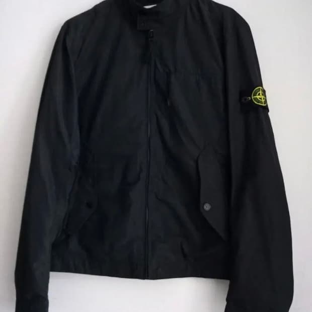 스톤아일랜드 바람막이