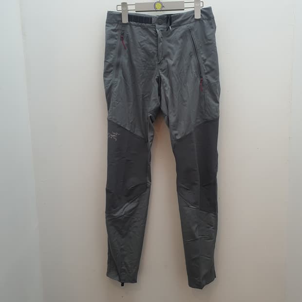 아크테릭스 트랙팬츠 정품