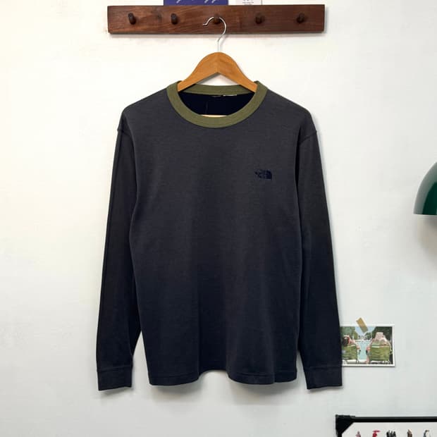 North Face long sleeve/T101