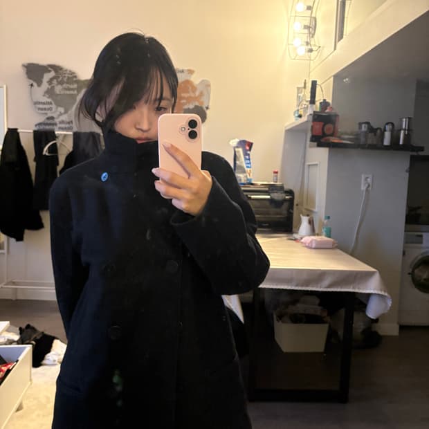 네이비 하이넥 코트