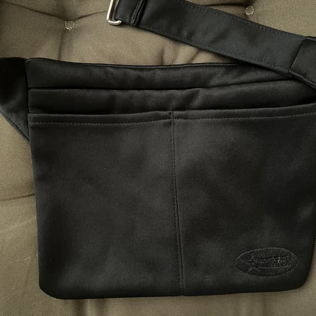 지초이 웨이스트 백