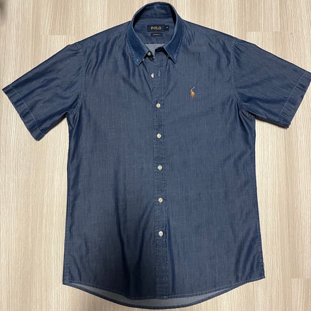커스텀 핏 폴로 데님 반팔 셔츠