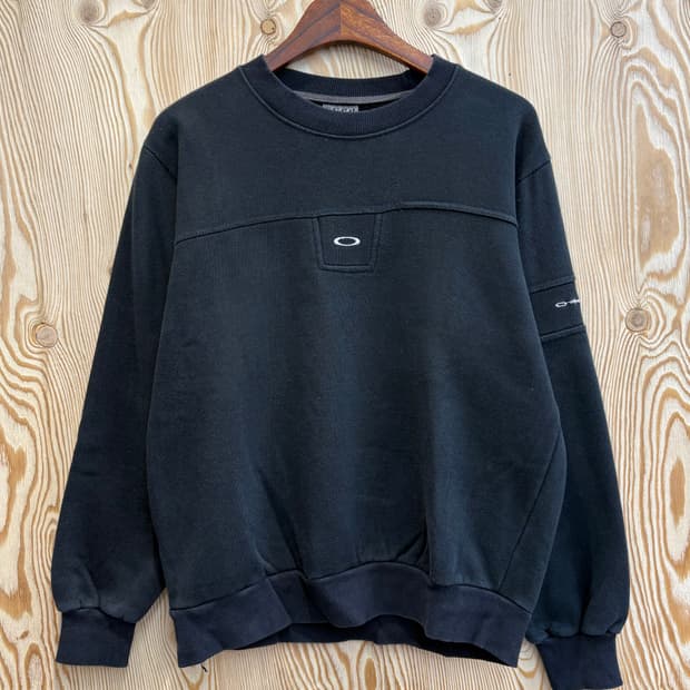 90s 오클리 자수로고 맨투맨