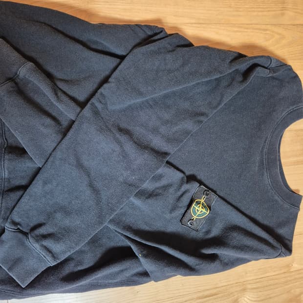 스톤아일랜드 맨투맨 블랙 m