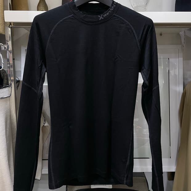 몬츄라/블랙 울티셔츠(S)