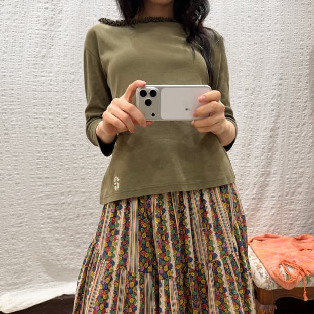 olive whipser frill long sleeve