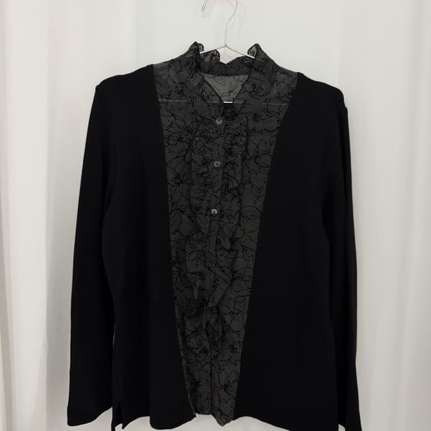 Frill dot cardigan