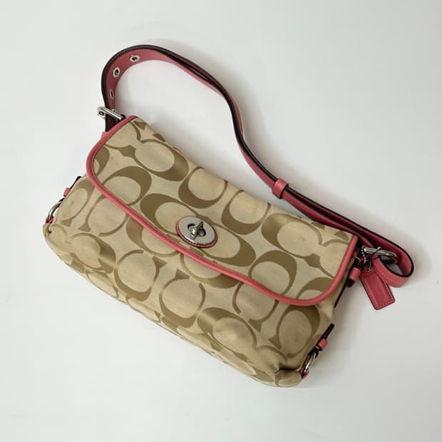 Coach 코치 시그니처 캔버스 숄더백 