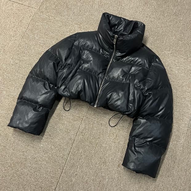  럭키 마르쉐 크롭 패딩