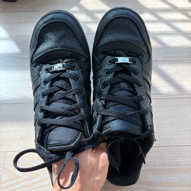 에어포스맛 아디다스 포럼 265 블랙