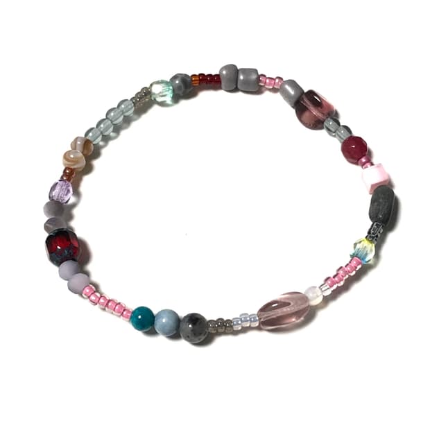 석류빛 비즈팔찌