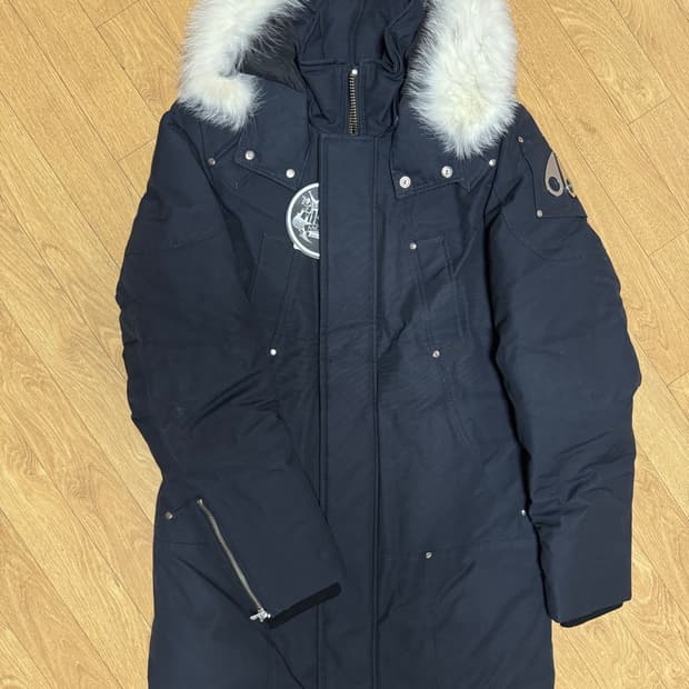 무스너클 스틸링 패딩 네이비 새제품