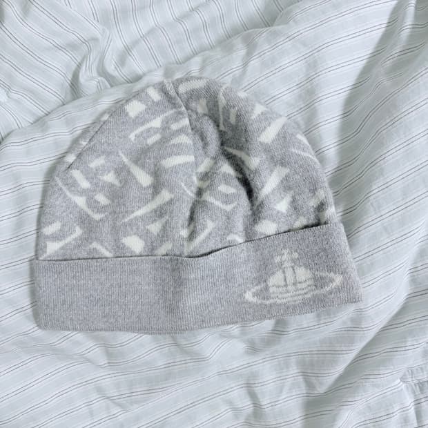 비비안웨스트우드 비니