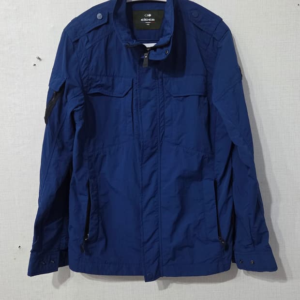 아이더바람막이자켓