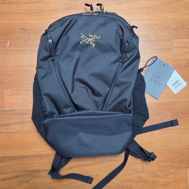 아크테릭스 맨티스 26 백팩 블랙 [새상품급컨디션]