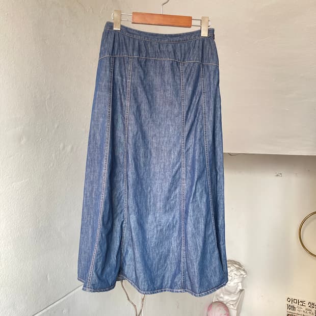 로라애슐리 LAURA ASHLEY 데님 절개 스티치 스커트