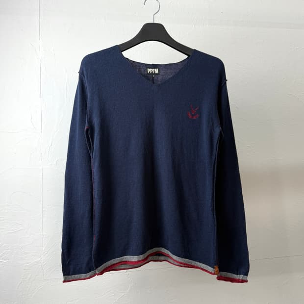 PPFM 브이넥 니트