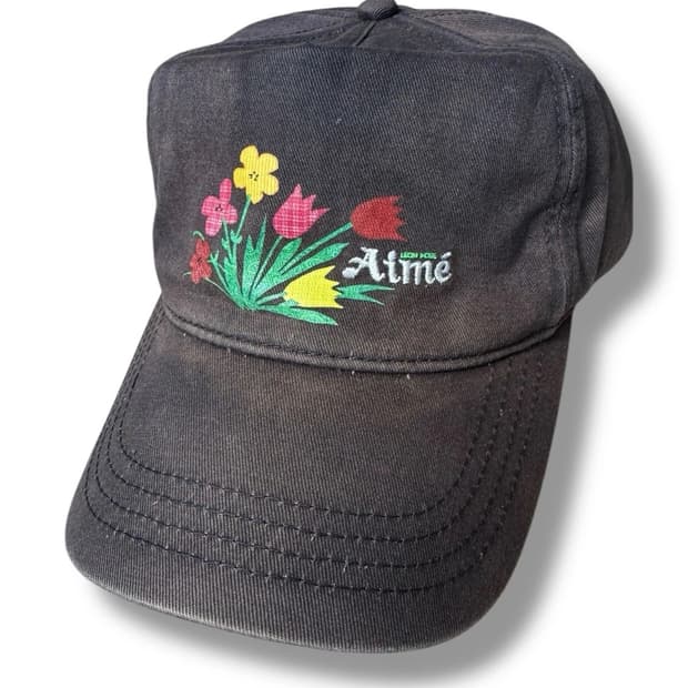 에임 레온 도르 플로랄 치노 햇