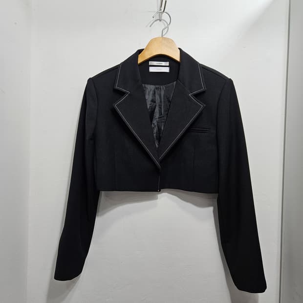 제이클로젯(Jcloset) 고퀄 테일러드 크롭 자켓