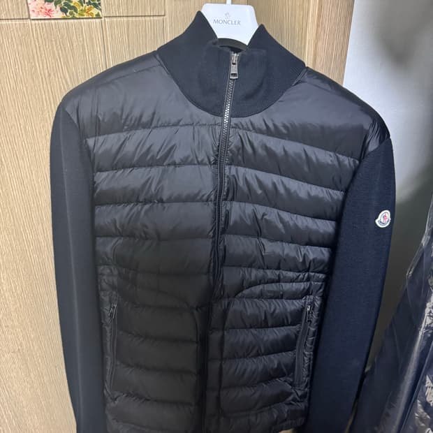 몽클레어김현우니트패딩 xl