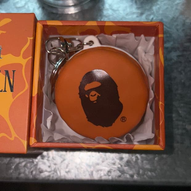 Bape 베이프 할로윈 한정판 마카롱 키링