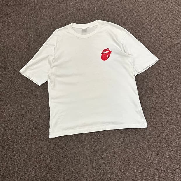 L)롤링스톤스 빈티지 밴드 로고 프린팅 브라바도 반팔