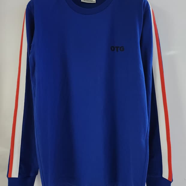 오니츠카티이거 긴팔티셔츠