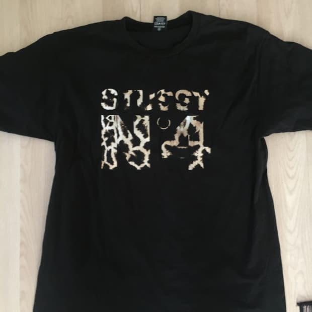 스투시 호피 반팔티셔츠