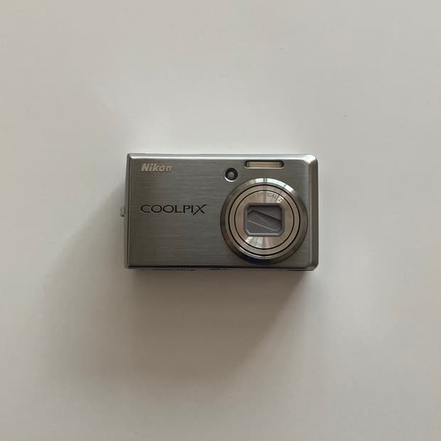 니콘 쿨픽스 S600 빈티지디카 디카