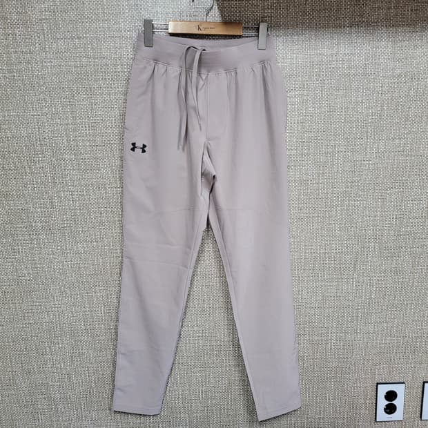 SM사이즈 언더아머 스테레치 팬츠