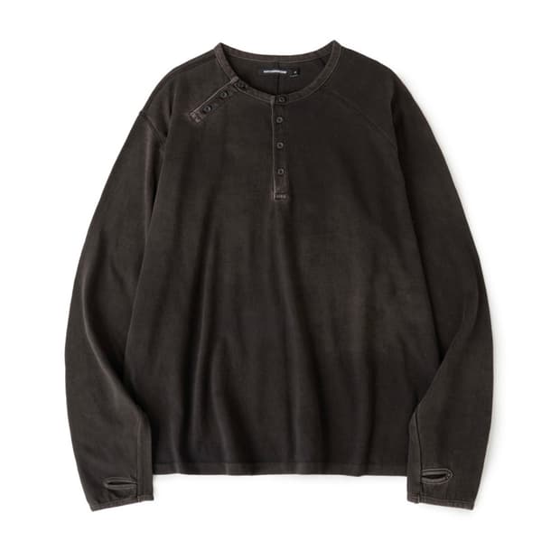 해칭룸 더블 헨리넥 롱슬리브 Bleached Black 2