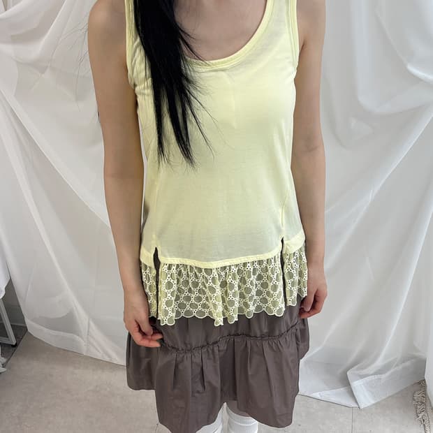 pale lemon hem lace sleeveless