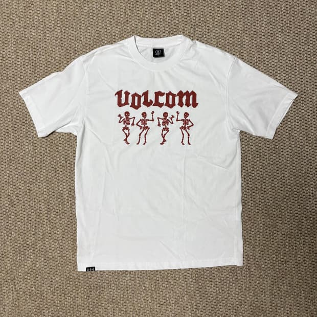 볼컴 티셔츠 M