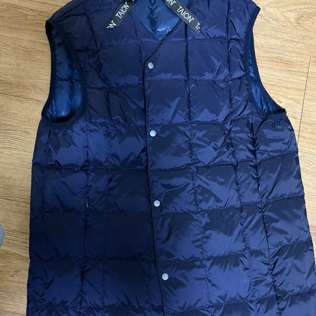타이온 패딩 베스트