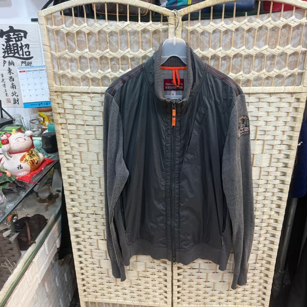 105 정품 파라점퍼스 바막집업 팝니다