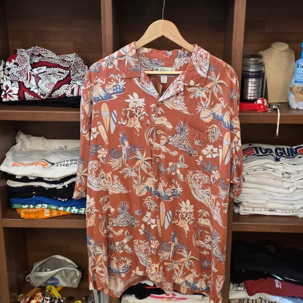 🌺 Kahala Hawaiian Islands Silk Shirt