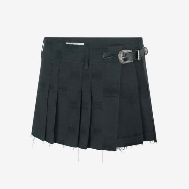 Layered Short Pleated Skirt_[Black]
