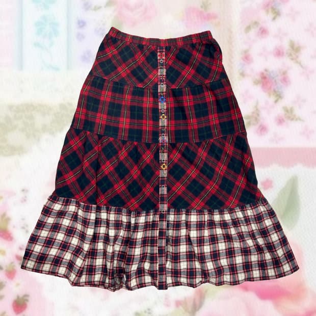 TITICACA 티티카카 모리걸 레드체크 자수 스커트 아오이유우