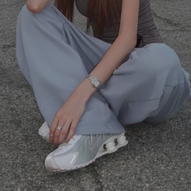 샥스 R4 W - 화이트 메탈릭 실버 맥스 오렌지 화이트