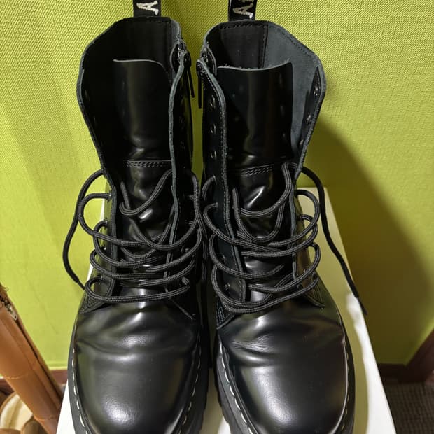 닥터마틴 제이든 화이트스티치 280