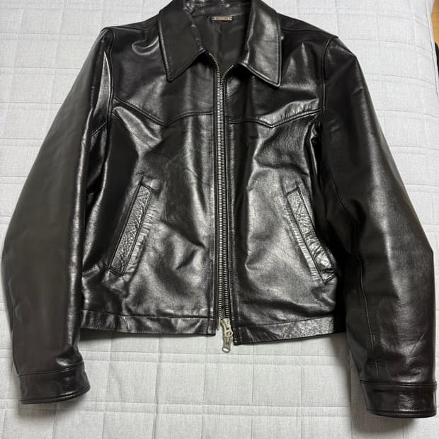 토니웩 웨스턴 레더 자켓 L사이즈 판매합니다.