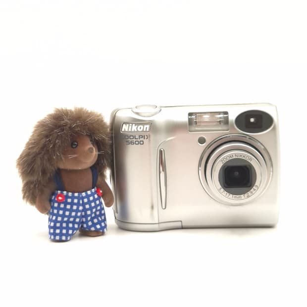 니콘 쿨픽스 5600 🍒 상큼한 감성샷 미니디카✨