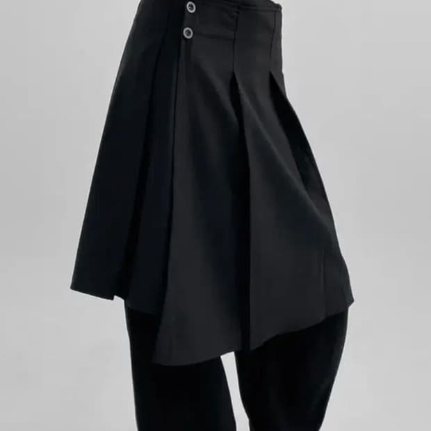 블랙업 플리츠 랩 미디스커트 L사이즈