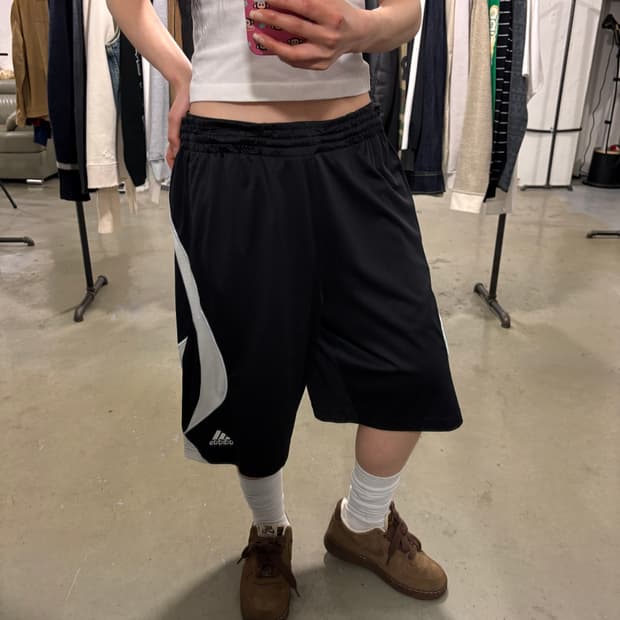 아디다스 반바지